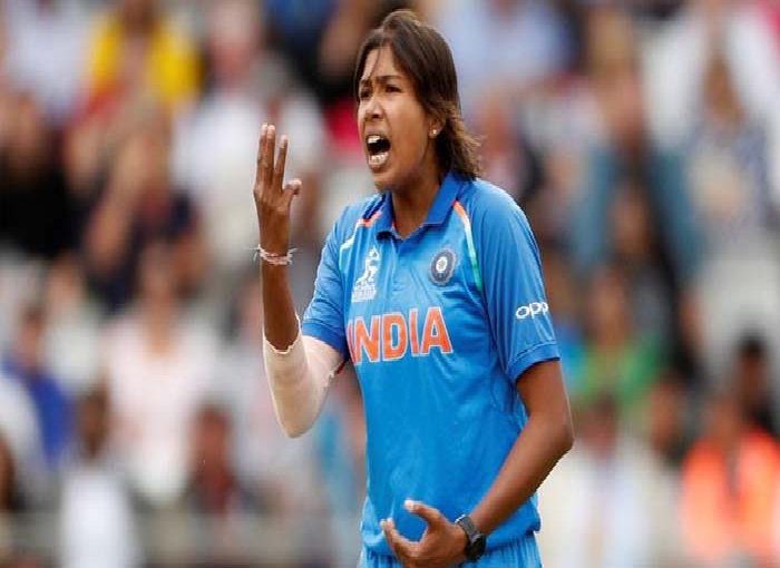 Success: Jhulan Goswami made a world record by putting more than 2000 overs